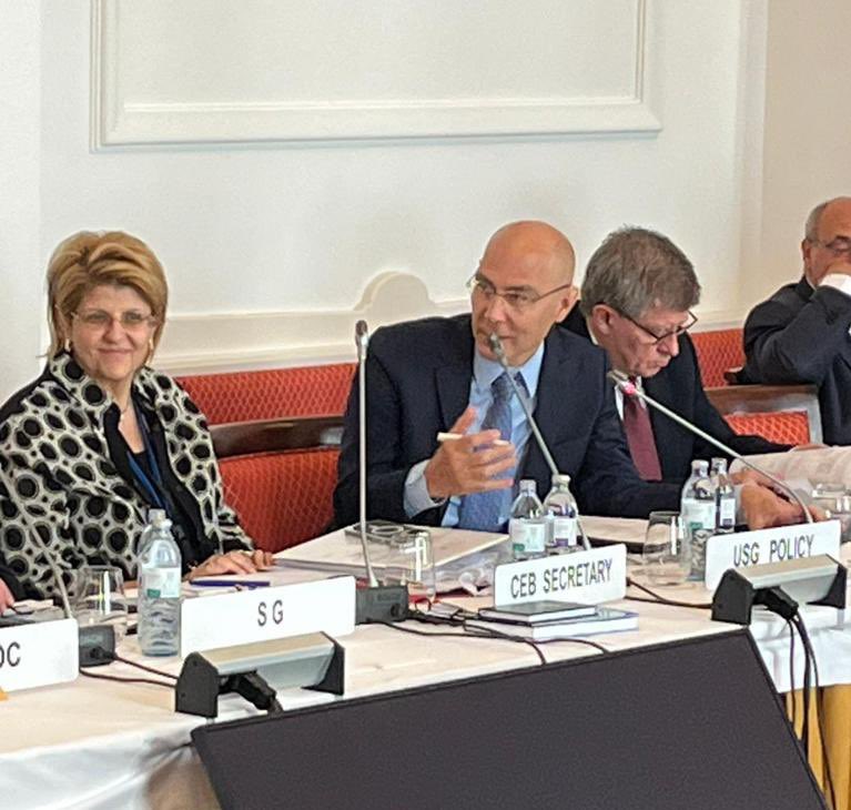 volker_turk's tweet photo. Wishing my successor Guy Ryder best of luck. Follow-up to #OurCommonAgenda is in excellent hands. Warmest congratulations! https://t.co/DAjXFo0Q1Y https://t.co/k7736G0iVg