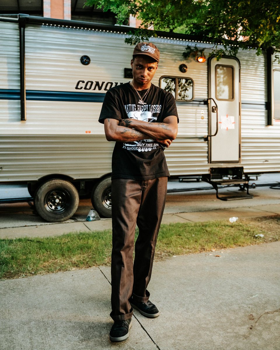 aplvisuals's tweet image. Artist portraits 🤝📸