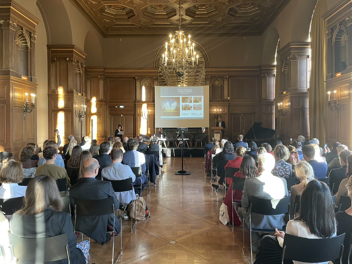 #StandWithUkraine | Cérémonie d'inauguration de la #MaisonUkraine 🇺🇦à la <a href="/ciup_fr/">Cité internationale universitaire de Paris</a> en présence de S.E.M. <a href="/OmelchenkoVadym/">Vadym Omelchenko</a>, ambassadeur <a href="/UKRinFRA/">Ambassade d'Ukraine en France</a>, Jean-Marc Sauvé, président de la Fondation nationale <a href="/ciup_fr/">Cité internationale universitaire de Paris</a>, <a href="/oliviermousson/">olivier mousson</a>, <a href="/BDLYO/">Bénédicte Durand</a> et <a href="/LaurenceMarion/">Laurence Marion</a>⬇️