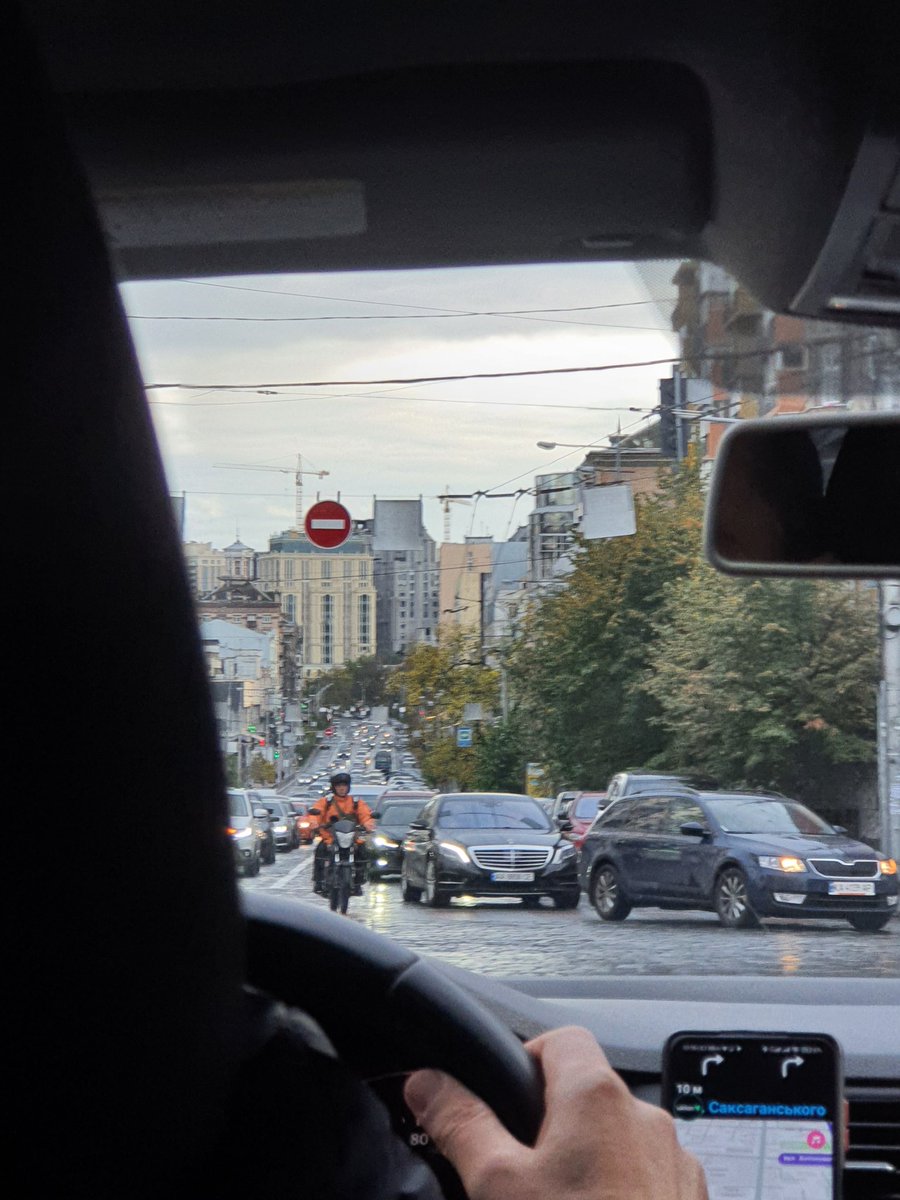 llpmrdsh's tweet photo. Київ✨ https://t.co/g9rDzXysBy