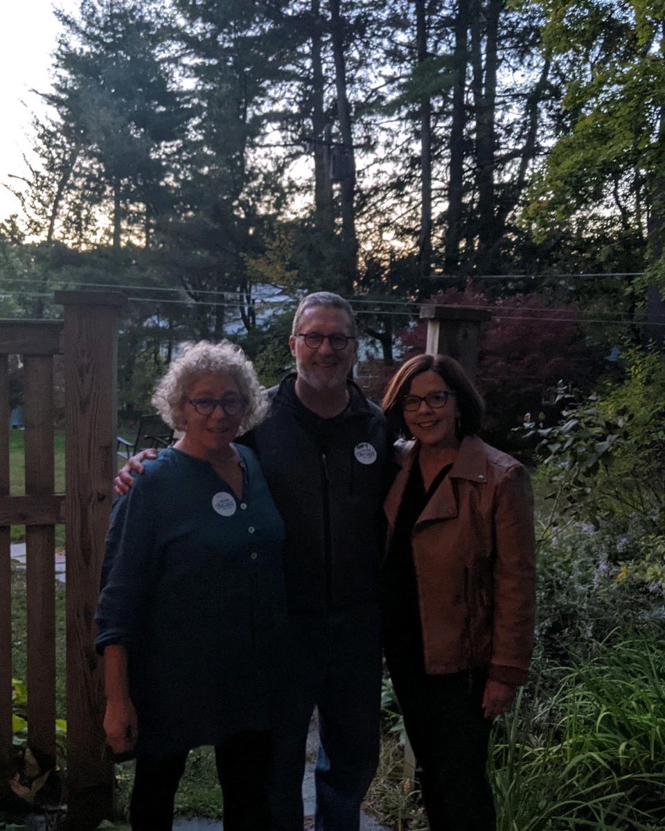 Jean Lapper tweet media