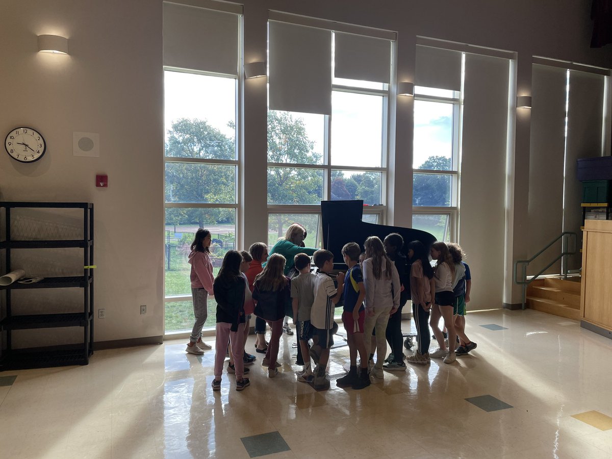 BDMWUpdates's tweet photo. @MsTryon gathered students around our grand piano in the Performance Center to highlight the wonder of percussion instruments. Another wonderful moment of learning about the arts at Broadmeadow. https://t.co/O2vwu7XWyM