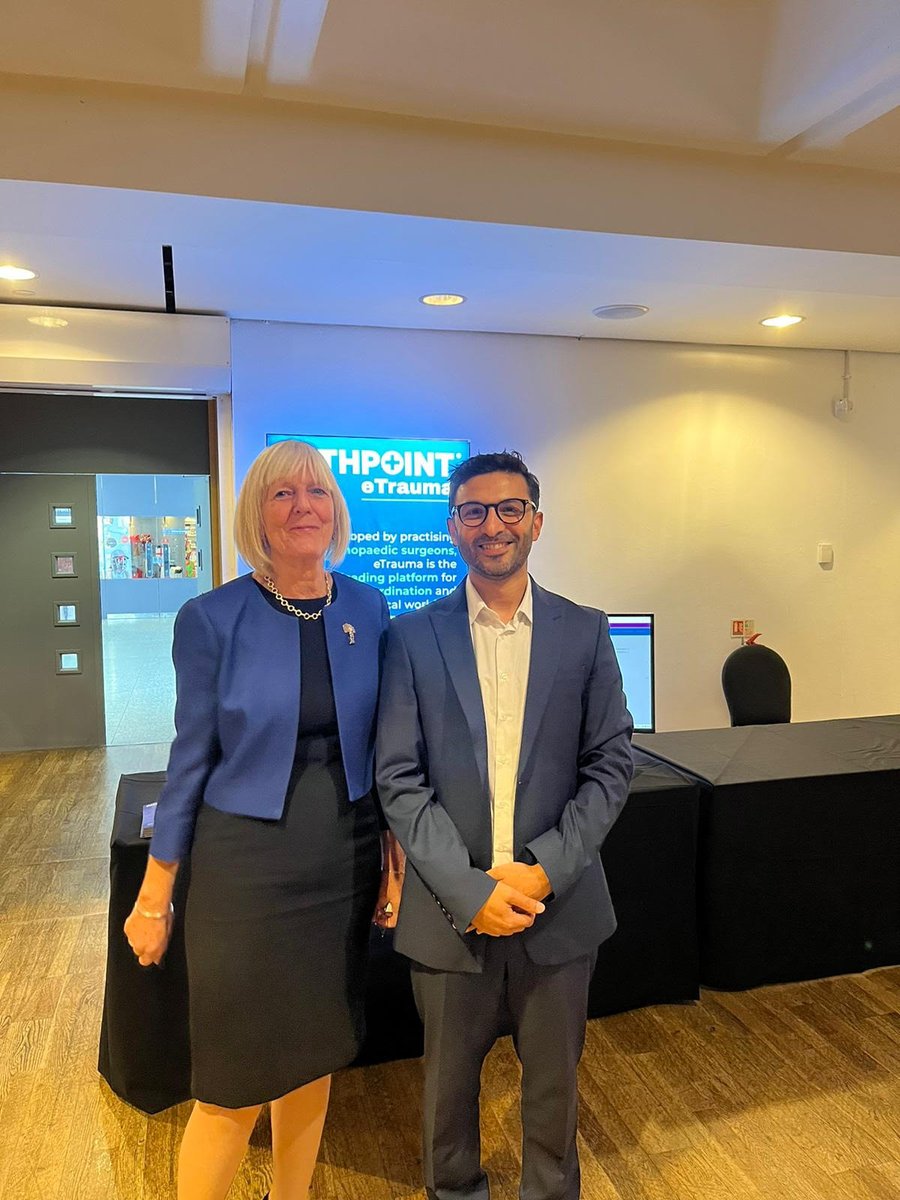 OpenMedicalLtd's tweet photo. Pleasure to meet @deboraheastwood at the @Fitton30th today! 

#etrauma #pathpoint #orthotwitter @ZakSuleman https://t.co/8StioPugHZ