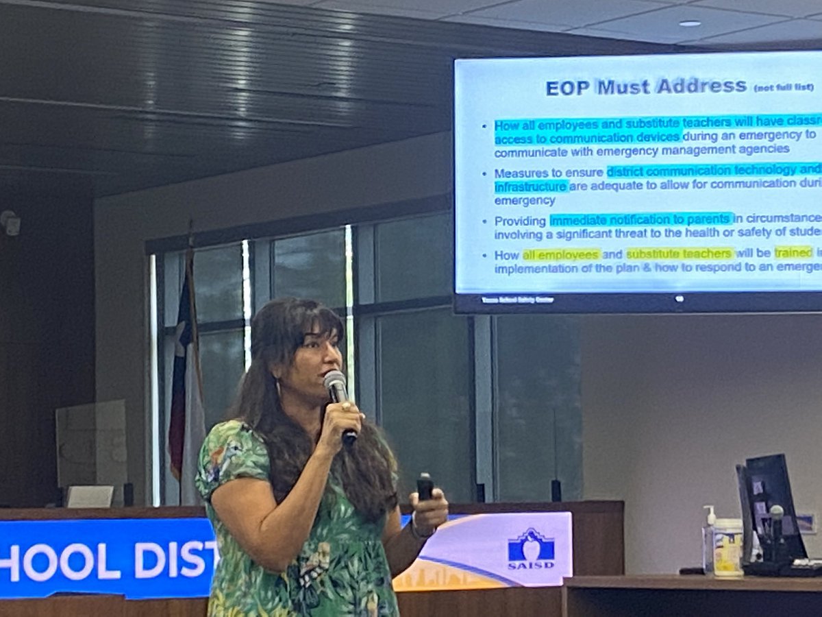 TXEdTechLeaders's tweet image. Dr. Celina Bley of the TxSSC discusses the role of technology in comprehensive school safety programs at the 2022 TETL Fall Summit. #TETL2022
#MissionPossible
#MakingITHappen
#WhateverITTakes