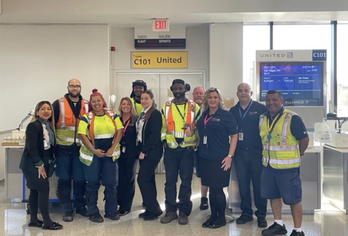 Christa Fees tweet media