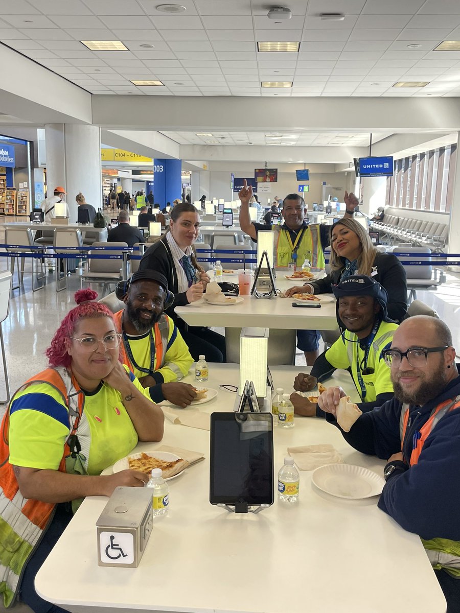 Christa Fees tweet media