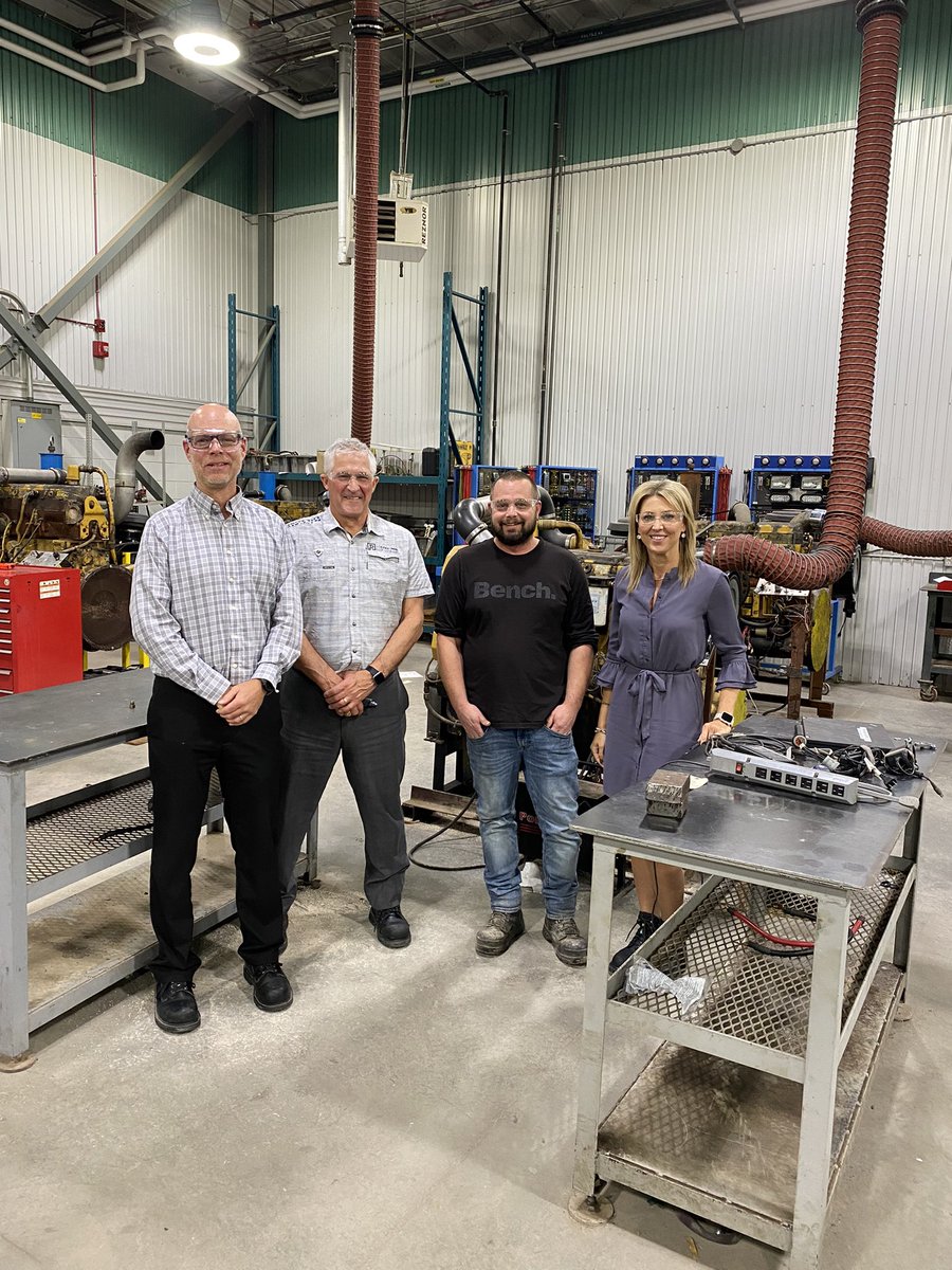 Brian Vaillancourt (@brianvaillanc12) on Twitter photo De bonnes discussions avec Marc Levesque de Brandt Tractor Ltd. Au <a href="/collegeboreal/">Collège Boréal</a> cette semaine.
Had good discussions with Marc Levesque from Brandt Tractor Ltd at College Boréal this week. #formationenentreprise #corporatetraining #workforcedevelopment De bonnes discussions avec Marc Levesque de Brandt Tractor Ltd. Au <a href="/collegeboreal/">Collège Boréal</a> cette semaine.
Had good discussions with Marc Levesque from Brandt Tractor Ltd at College Boréal this week. #formationenentreprise #corporatetraining #workforcedevelopment