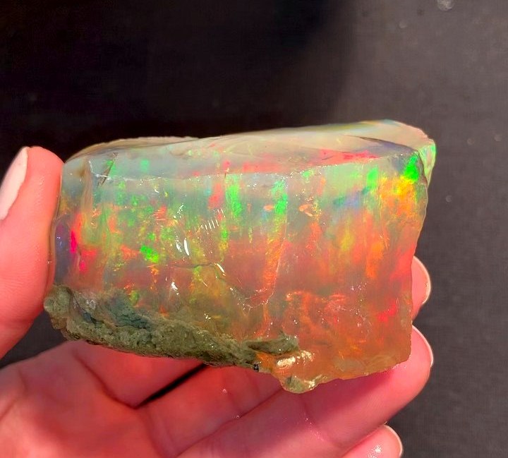 Very High Grade Ethiopian Welo Opal 

Photo: Pacific Minerals

#minerals #gemstone