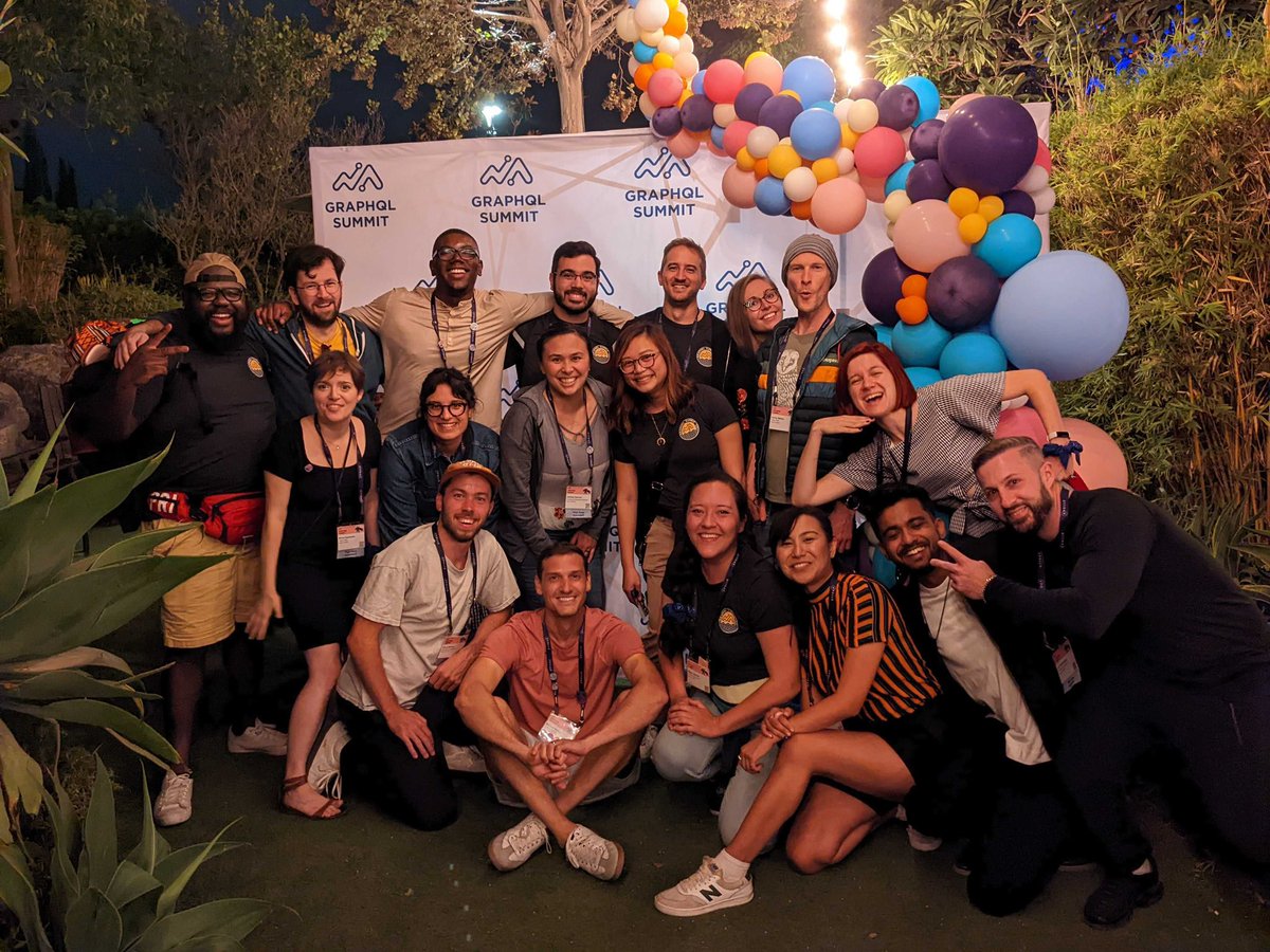 meganesulli's tweet photo. Had such a blast at @GraphQLSummit this week!

I feel so lucky to work with a team of such cool and supportive teammates 🧡 https://t.co/KUu2jObLQM