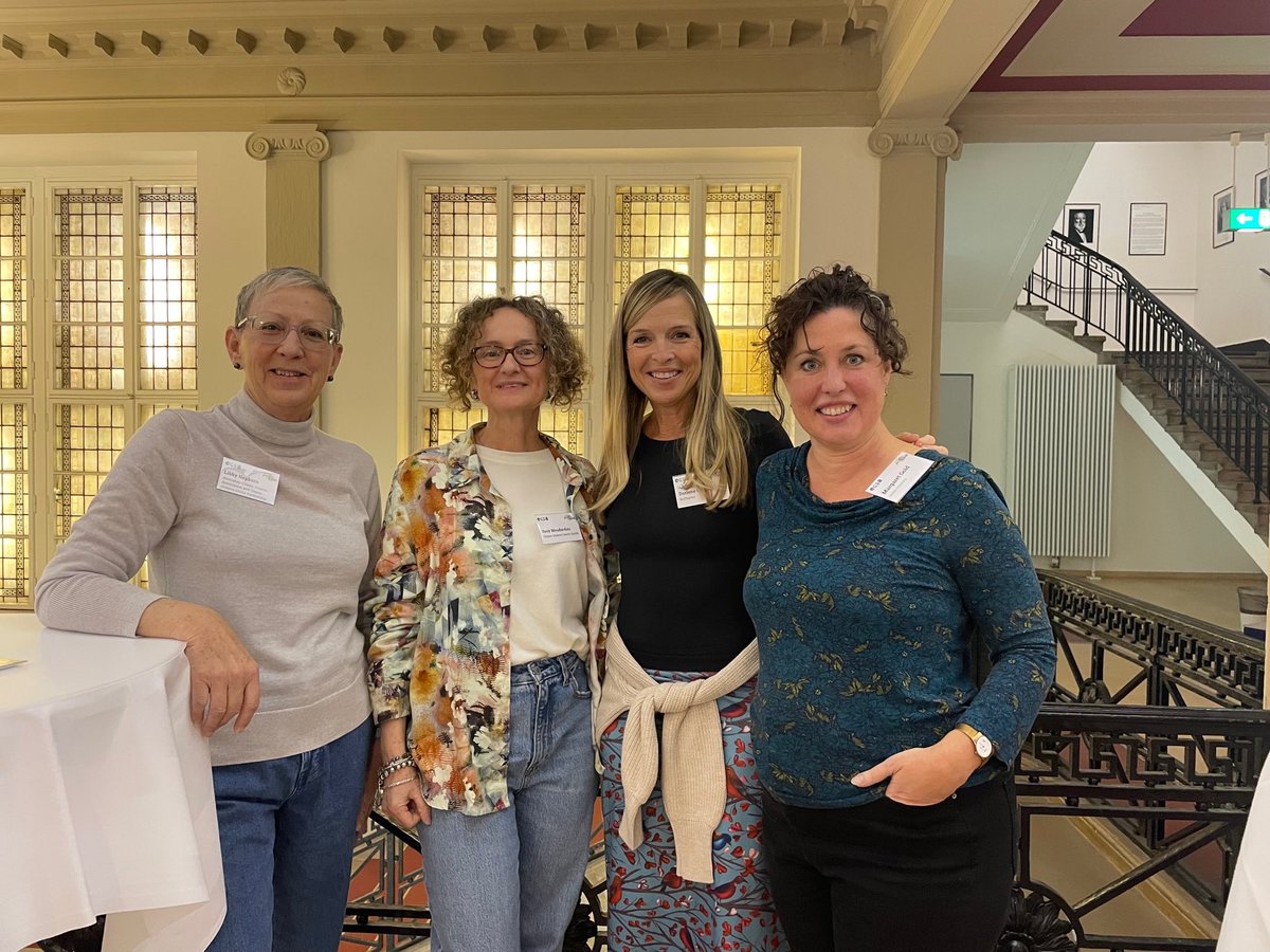 kickass #citizenscience friends ⁦<a href="/MobileMaggie/">Margaret Gold</a>⁩ ⁦<a href="/SciStarter/">SciStarter</a>⁩