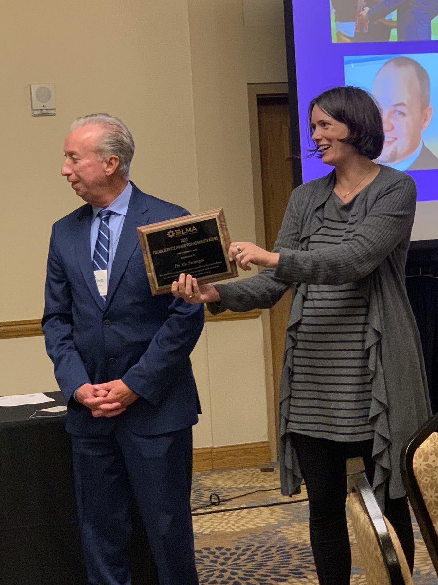 JenFry1's tweet photo. School libraries matter! Congratulations to DCS #OELMA22 award winners, @vocabgal @KateLoker @DrRStranges https://t.co/hG8ugih8mm