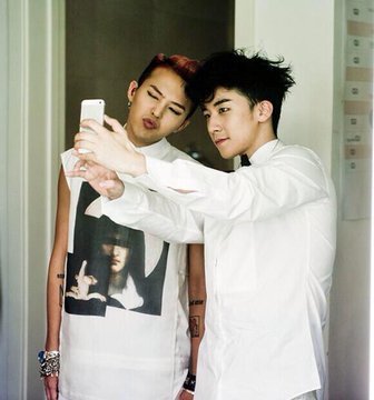 NYTGALLERY's tweet photo. 📸
#NYONGTORY #뇽토리 #GDVI https://t.co/WDaT9Siv65