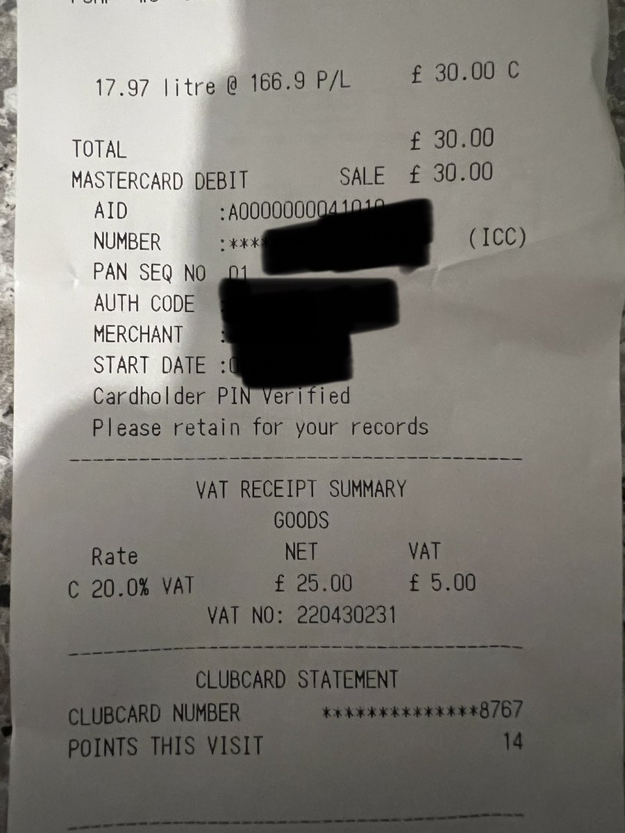 mafizur1's tweet photo. @Tesco This seems to be more of a regular occurrence now 😂 #EveryLittleHelps … not so much if you take my points away from me 😂 https://t.co/aabExHvLux