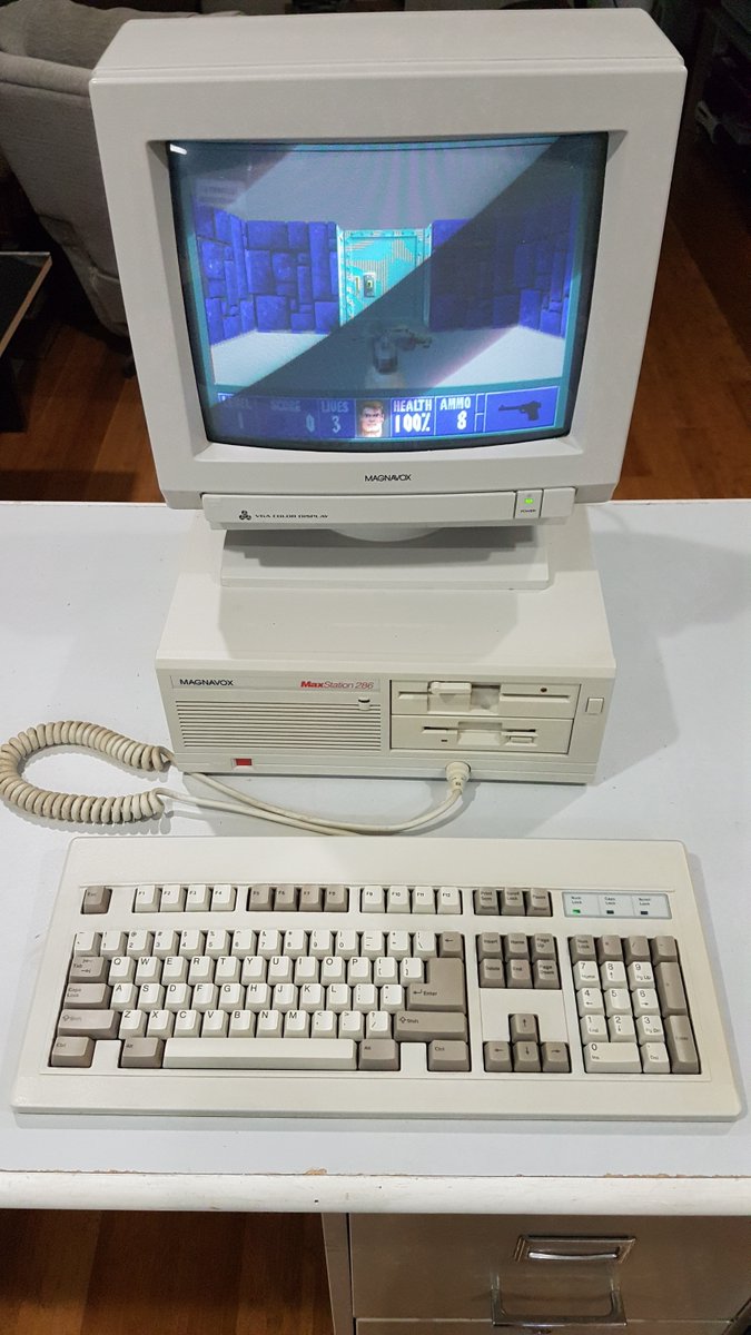 AndrewsTechBrk's tweet photo. Fixed, cleaned, and buttoned back up. This Magnavox MaxStation 286 is a great example of the typical cheap clone offering of the late 80s and early 90s. Just enough to get you going but not much more. Glad to add it to the collection.
#retrocomputing #80286 #intel286 #magnavox https://t.co/Jm4ThpGUG4