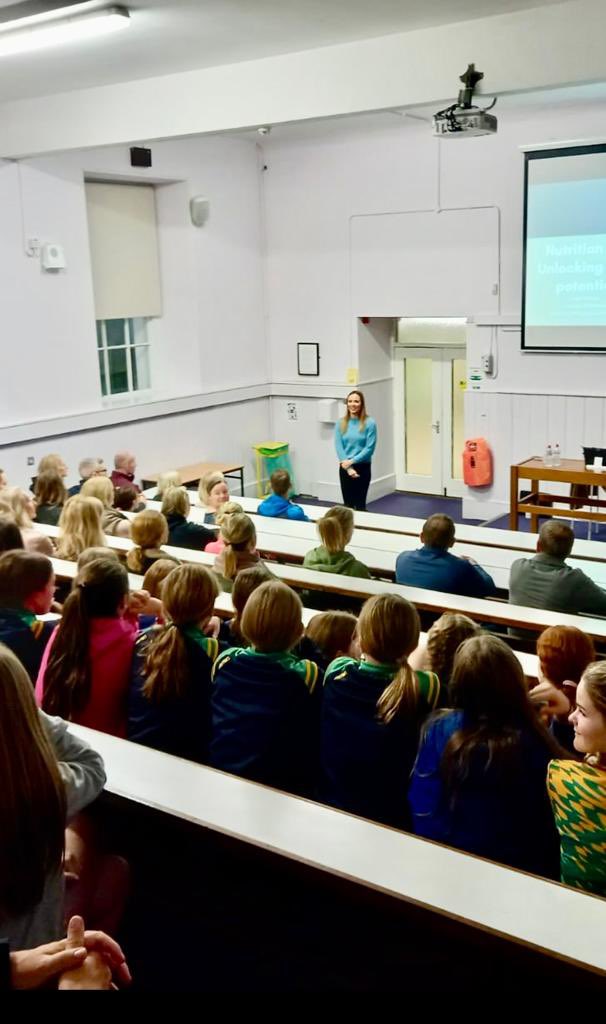 Tempsyngest's tweet photo. Great numbers last night for our U13 players and parents Nutrition Event with @Kate_NutriKate
Kate McDaid was brilliant and we all learned lots!! Thanks to @TerenureCollege for allowing us to host the event in their Lecture Theatre 👏👏 https://t.co/V1AOMyAi9L