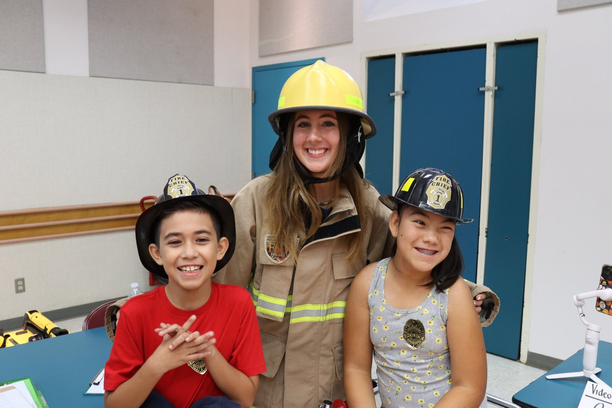 PBVUSD's tweet photo. Today was Career Day at McAuliffe Elementary! Thank you to all of our guests who shared their careers with our students. Our McAuliffe Explorers had a blast learning about different career fields!!!

#WeArePBV @MPbvusd https://t.co/k2pd6h2lsr