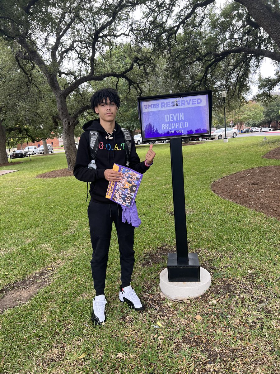 Thank you to the coaches for having me!! The players &amp; coaches were extremely hospitable. Had a great visit. &amp; got to get in some work. See y’all soon! <a href="/UMHB/">Mary Hardin-Baylor</a> <a href="/cru_basketball/">UMHB Basketball🏀</a> <a href="/CoachTOrr/">Thomas Orr</a> <a href="/clifcarroll/">Clif Carroll</a> <a href="/BoysPrinceton/">Princeton Boys Basketball</a> <a href="/ericlockman32/">Eric Lockman</a>