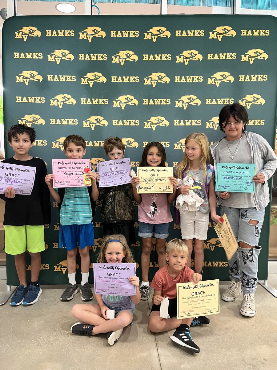 andreapatrick's tweet photo. Positive Office Referrals happened right before Shine Time clubs! It was a great Friday at MVES!!! @lisajimenezAP #everystudentconnected https://t.co/K3Pok7LxOD
