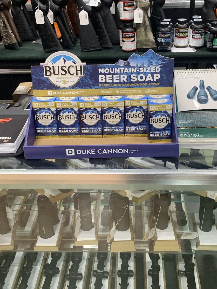 trapmoneycum's tweet photo. Most American thing I have ever seen #BuschNation https://t.co/kA7q2ziasT