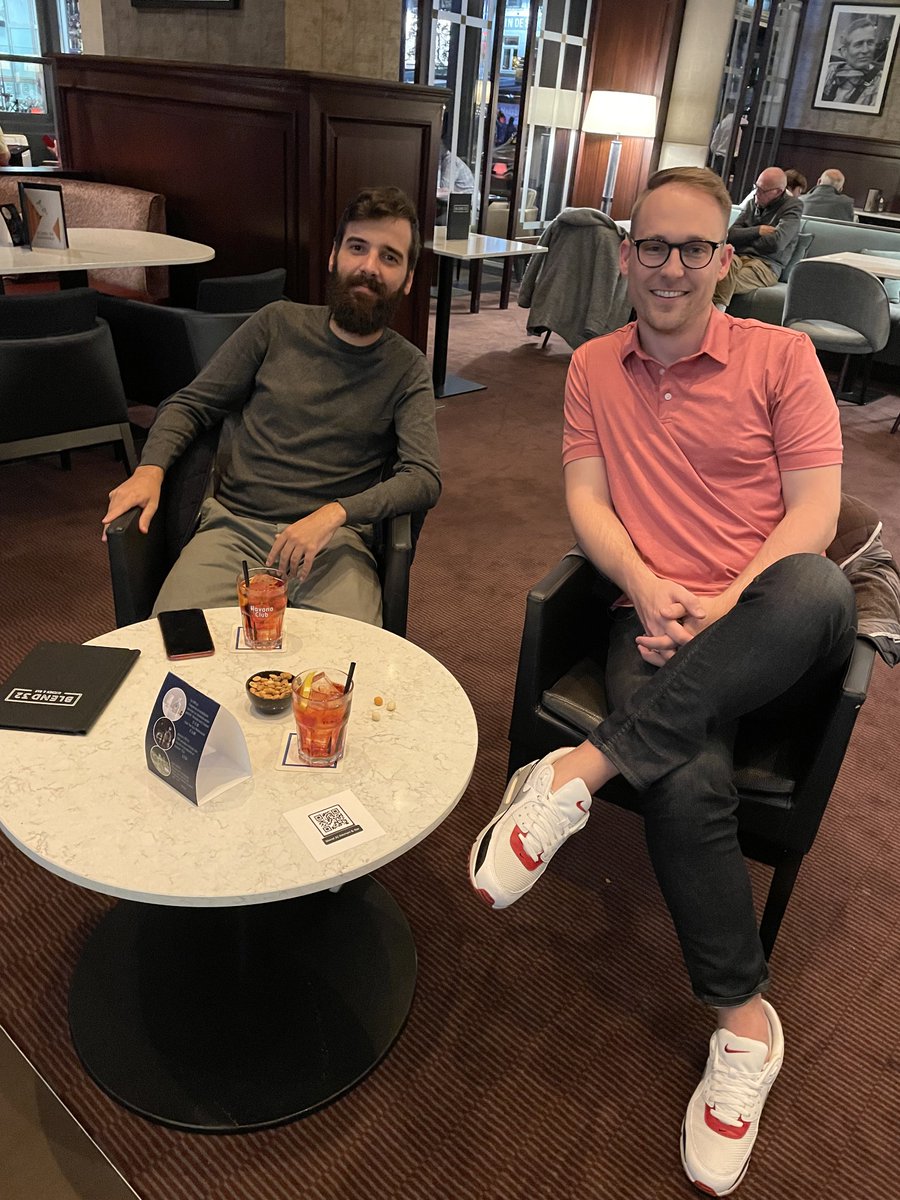 aarondfrancis's tweet image. Me and the (co) Termwind King @xiCO2k having one last drink at @FullStackEU!

Belgium is a long way from Texas, but it sure was fun to meet so many internet friends irl. 

10/10 would do again.