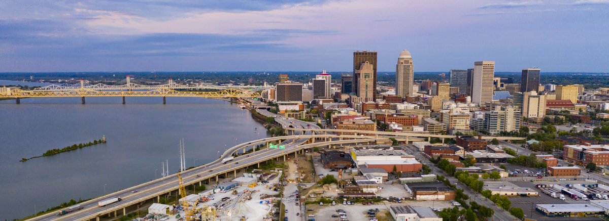 LouAPCD's tweet photo. Air Quality is forecast to be Moderate Sunday. #AirQuality #kywx #inwx #lmwx #Louisville https://t.co/qMieYWBzP4