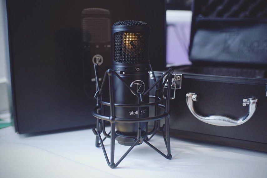 arvoplex's tweet photo. Thanks to @tzaudioproducts for sending this microphone! Can’t wait to create with it 🎙😩

#music #producerlife #musicproduction #musicproducer #tzaudio #studio #producerlife #microphone #audioengineer #gearporn #producer #rap #beatmaker #rappers #studio #arvoplex #soundcloud https://t.co/09CRH9DbSa