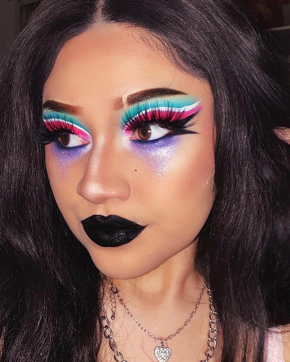 ProfusionCo's tweet photo. Can never get enough of @chercandyheart 's stunning looks ๐คฉ๐ค Re-create her look using our Kaleidoscope palette!
Get 20% OFF site wide now through Monday 10/10!
________________
#profusioncosmetics #colorfulmakeup #eotd #motd #bbloggers #octobermakeup #kaleidoscope #palet https://t.co/fVja697vsg