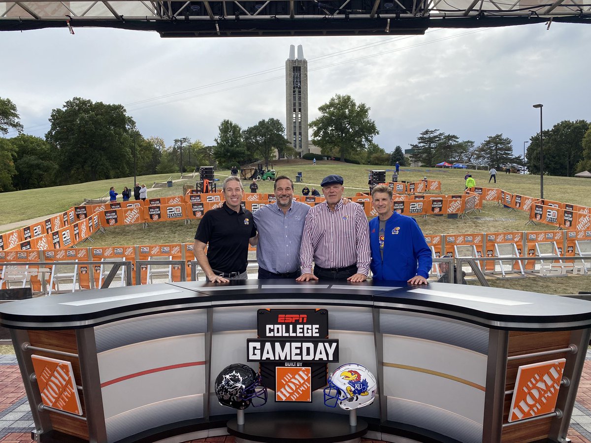 ESPN <a href="/CollegeGameDay/">College GameDay</a>: Jayhawk Network Style. See you on The Hill tomorrow, Jayhawk fans. Rock Chalk!
#kufball 🔵🔴🏈🎤