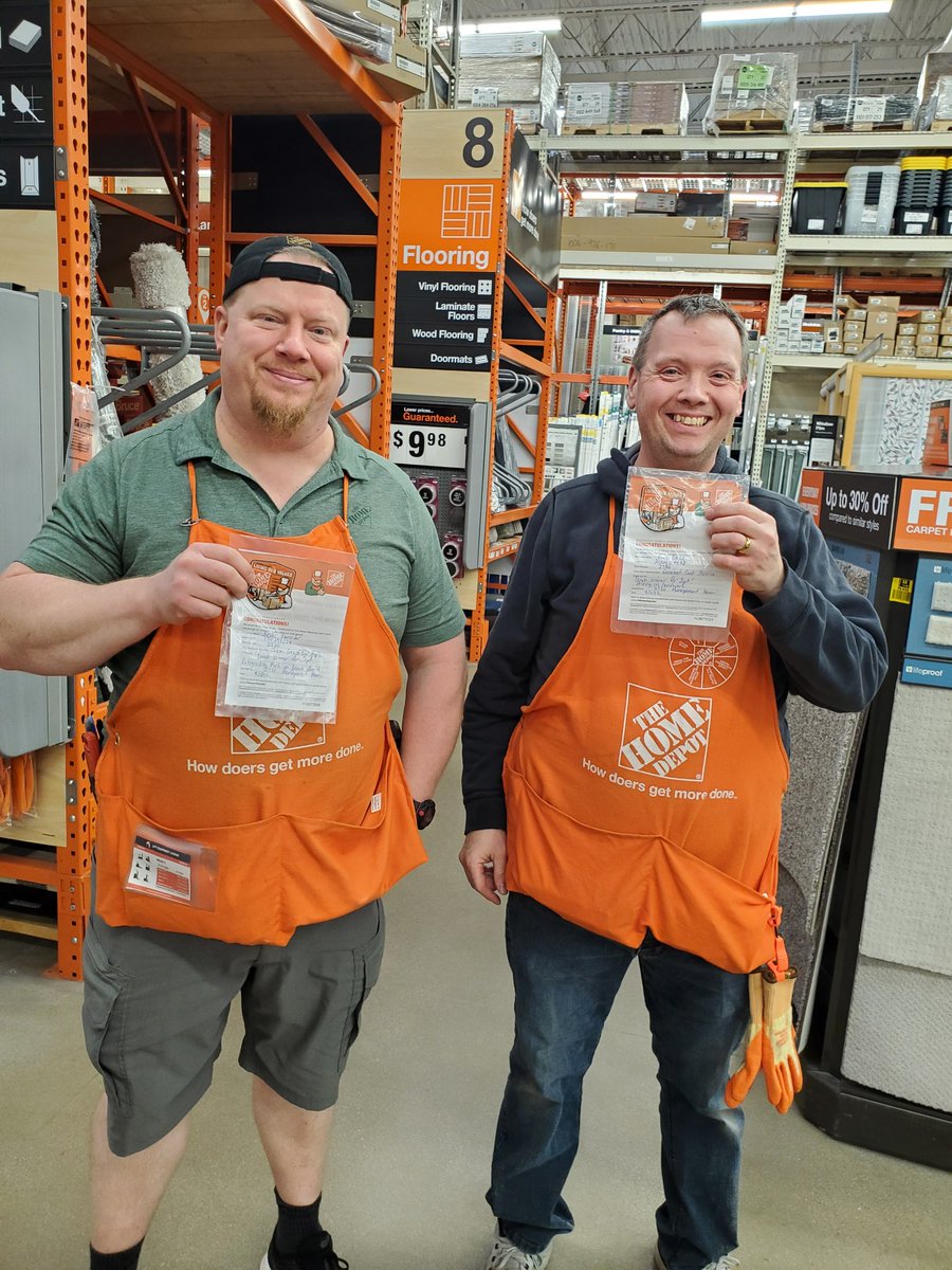 Renee Radakovitz (@rradakovitz) on Twitter photo Shout out to Mark for recognizing Brain for awesome customer service with a Bravo. <a href="/HD2720walker/">Walker2720</a> <a href="/HDmorrissey/">Michael Morrissey</a> <a href="/kristenihd/">Kristen Ingram</a> <a href="/scrcoachdm/">Dan Maas</a> <a href="/alyssa_bok/">Alyssa Bok</a> <a href="/bobsaniga/">Bob Saniga</a> <a href="/beck_missy/">Missy Beck</a> @QuintinHaring <a href="/mischelle_prill/">Mischelle Prill</a> Shout out to Mark for recognizing Brain for awesome customer service with a Bravo. <a href="/HD2720walker/">Walker2720</a> <a href="/HDmorrissey/">Michael Morrissey</a> <a href="/kristenihd/">Kristen Ingram</a> <a href="/scrcoachdm/">Dan Maas</a> <a href="/alyssa_bok/">Alyssa Bok</a> <a href="/bobsaniga/">Bob Saniga</a> <a href="/beck_missy/">Missy Beck</a> @QuintinHaring <a href="/mischelle_prill/">Mischelle Prill</a>