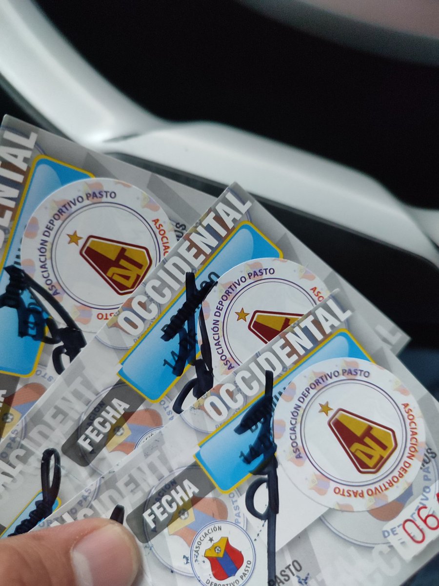 Maus Rosero Morán tweet media