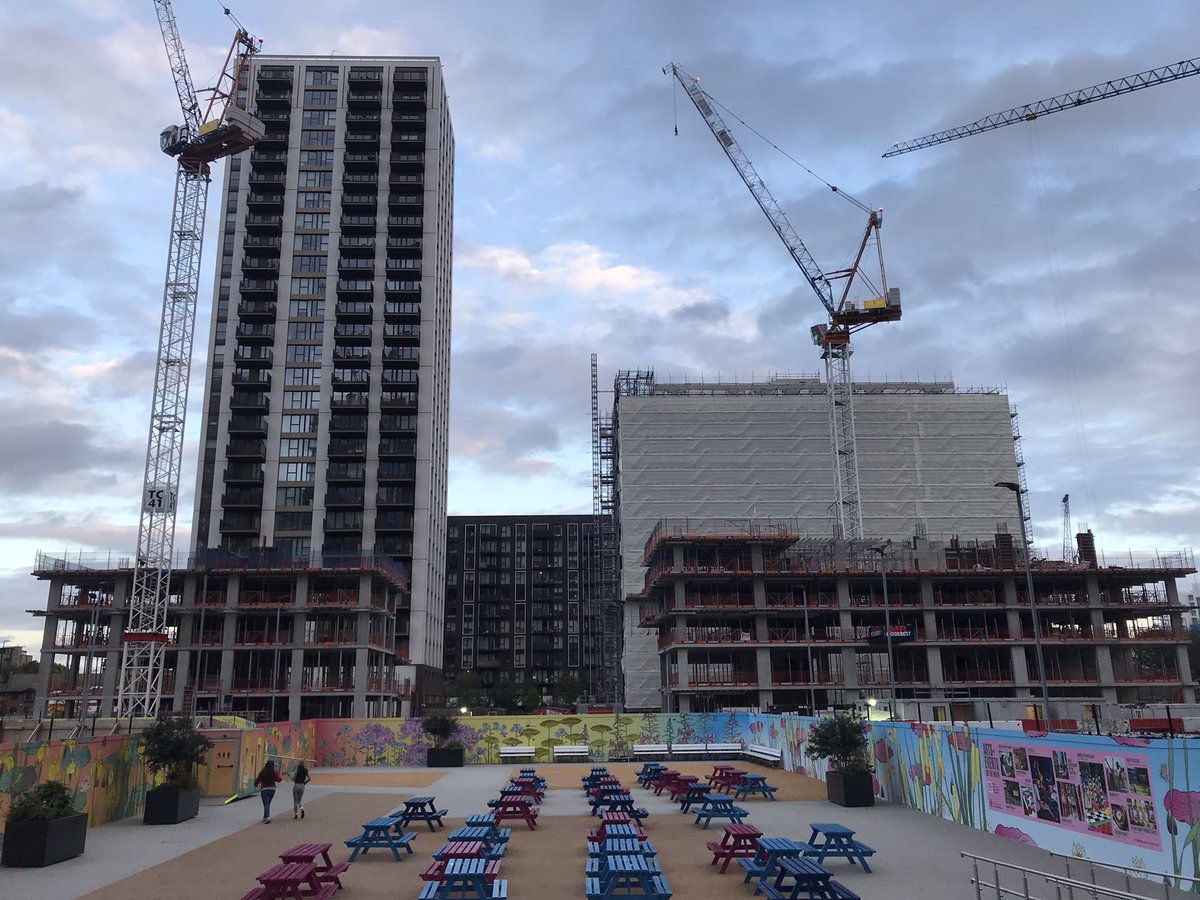 TheStephenShard's tweet photo. Wood Wharf G1 &amp; G5 Construction 🏗🏙 7th October 2022 #London #CanaryWharf #IsleOfDogs #MarshWall #WoodWharfG1 #WoodWharfG5 #HarbordSquare #30HarbordSquare #UnionSquare #LondonConstruction #Construction #LondonPhotography https://t.co/7WleRck3R6