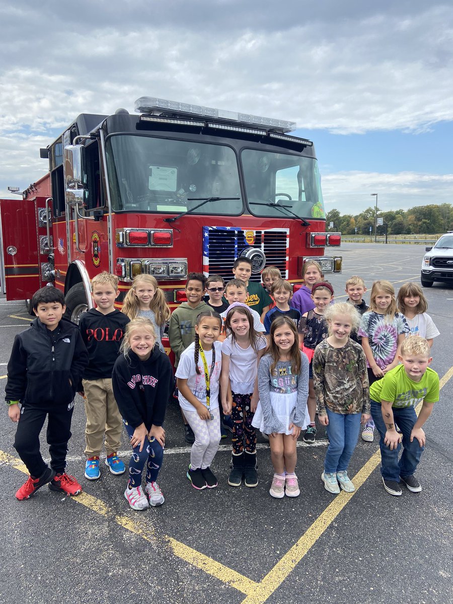 EleiseF's tweet photo. Thanks to @HamiltonTwpFR76 for coming out and teaching us about fire safety!!! https://t.co/xQEt6qr3jJ