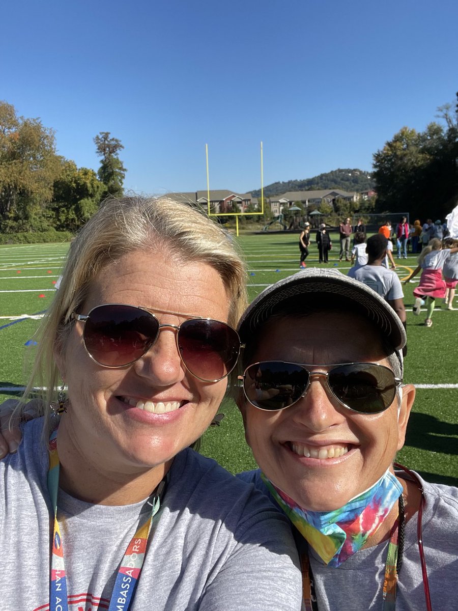 Kelly Hillier tweet media