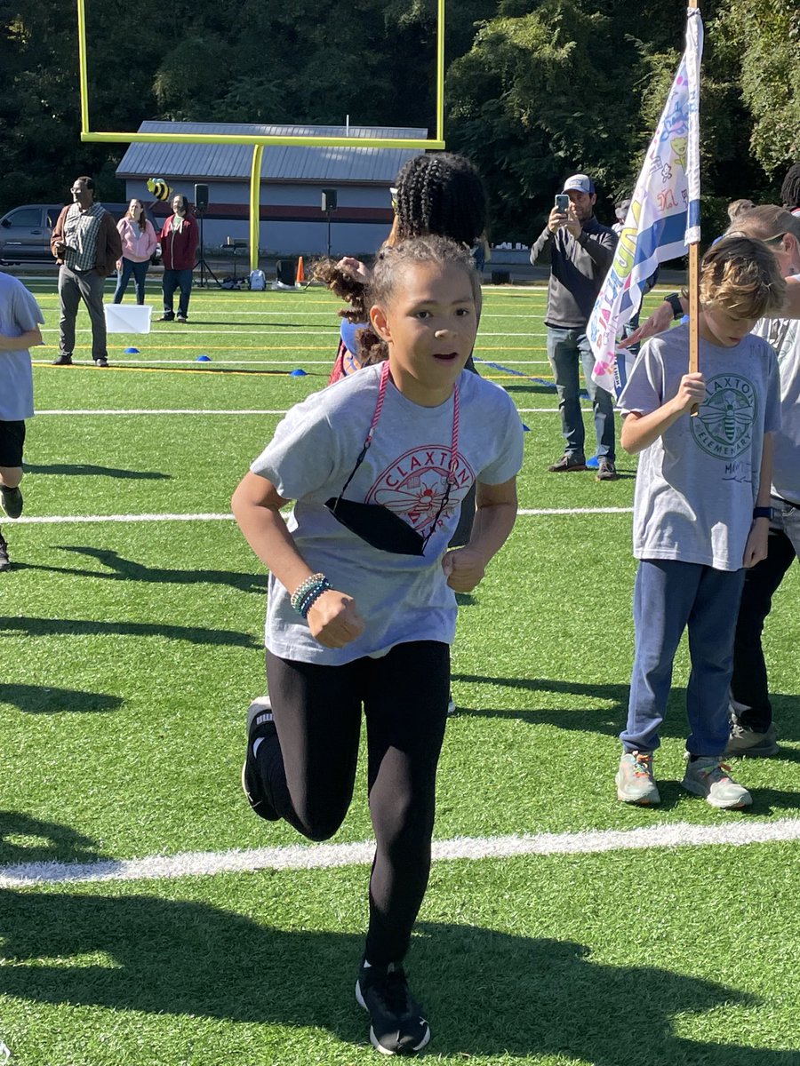 Kelly Hillier tweet media