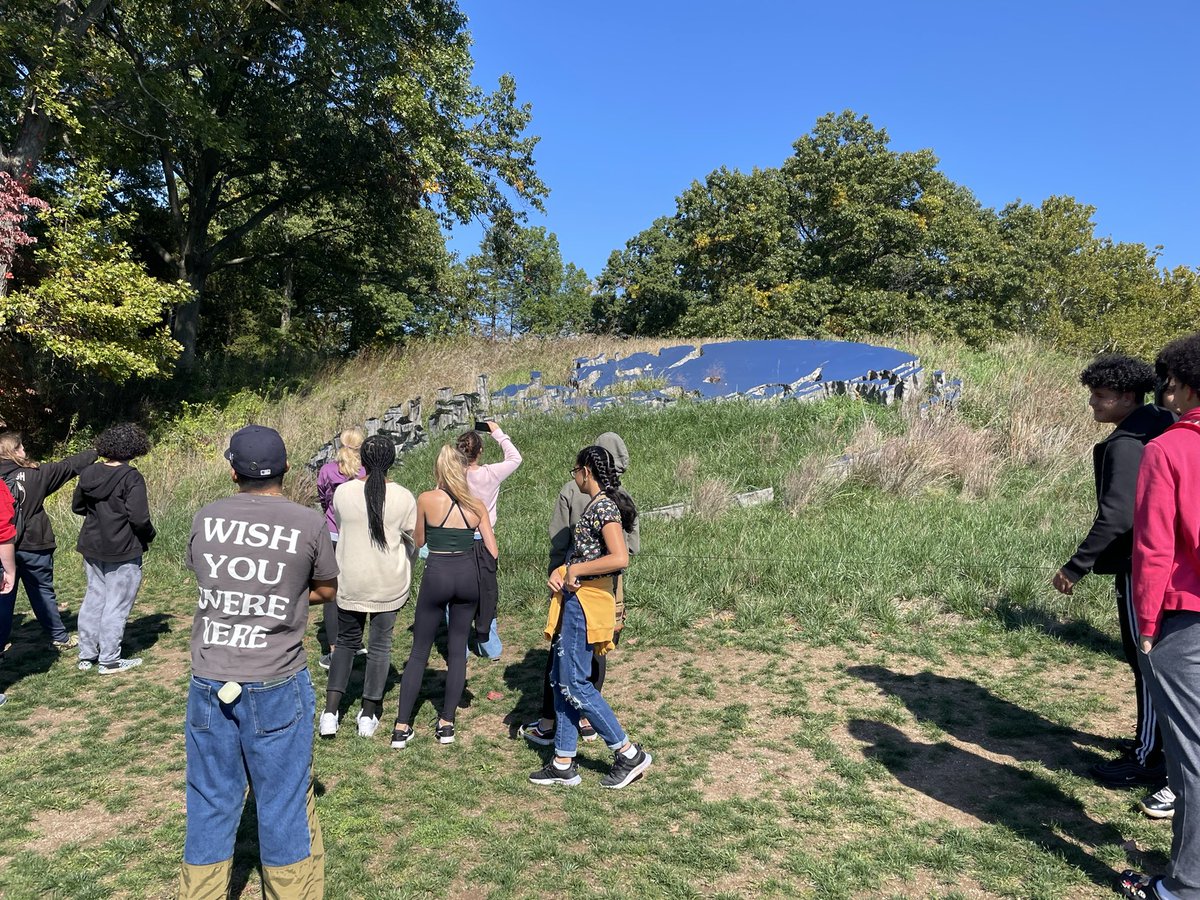 PerryWhs's tweet photo. …and more @WeehawkenTSD #WeeExplore. Gorgeous fall day, @StormKingArtCtr thank you for an unforgettable experience. https://t.co/1fKbt6OHV7