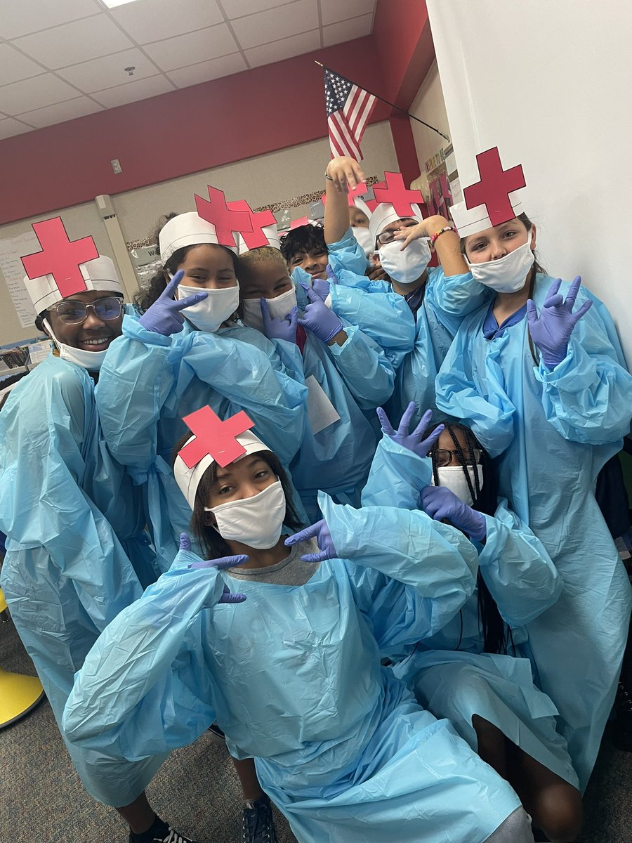 Mrs_Cooper_SME's tweet photo. These Surgeons did amazing in surgery today and used the character's motivation,dialogue,and thoughts as evidence to explain the characters traits! @LLYellowjackets #classroomtransformation #5thgrade #FBISD https://t.co/jbitB9pYY1