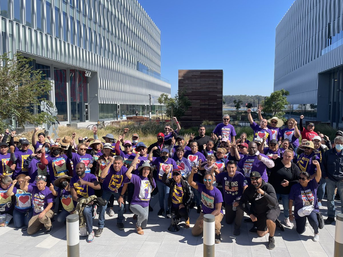 seiuusww's tweet photo. What a great action today @Meta against janitorial contractor SBM. Corporate greed is strong, but the power of the people is stronger. #JusticeForJanitors #EssentialNotExpendable https://t.co/aEyItEQAh4