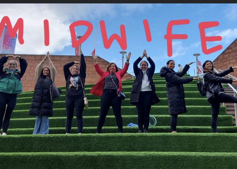 Judimidwife's tweet photo. Fab first week of induction for our NQMs - welcome to our LWH family bring on week 2! Teamawesome❤️#jurgenofficial 😉@GaryPriceTweets #proudtobealwhmidwife #preceptorshipmatters #Ivegotyourback @JanBentleyRM @AlisonLMurray @KathrynMooneyRM https://t.co/VBY6LaNjTS