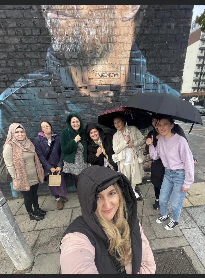 Judimidwife's tweet photo. Fab first week of induction for our NQMs - welcome to our LWH family bring on week 2! Teamawesome❤️#jurgenofficial 😉@GaryPriceTweets #proudtobealwhmidwife #preceptorshipmatters #Ivegotyourback @JanBentleyRM @AlisonLMurray @KathrynMooneyRM https://t.co/VBY6LaNjTS