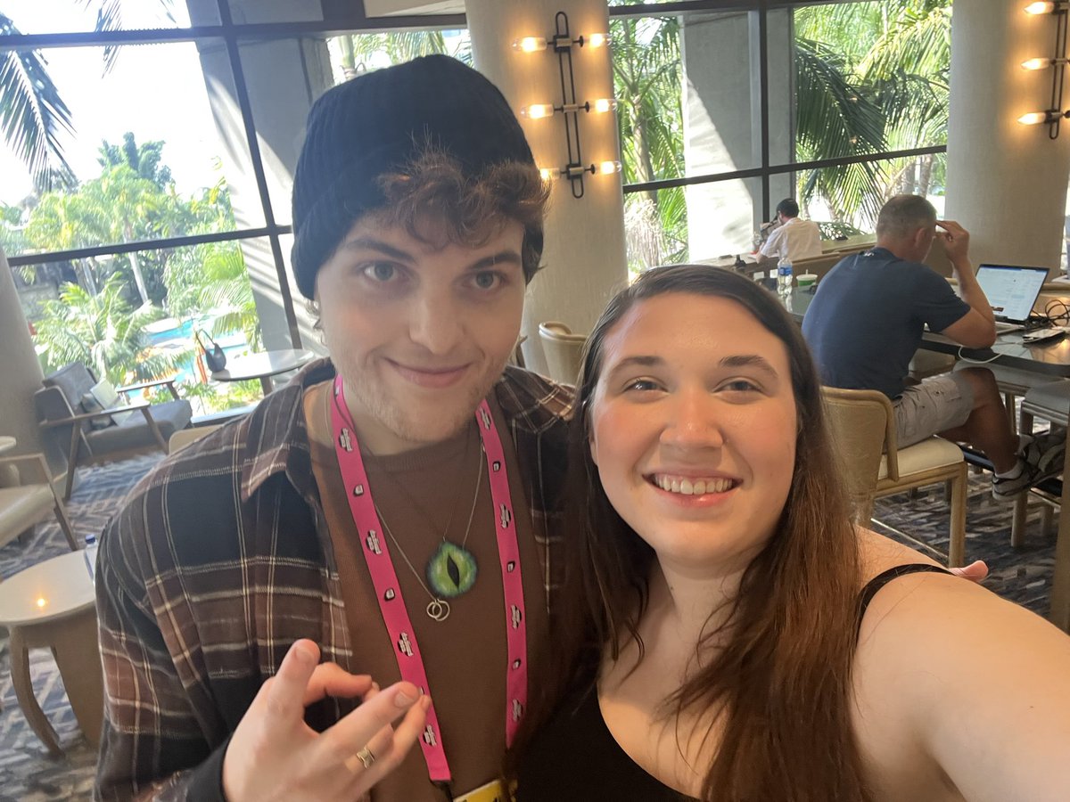 thatss0ravyn's tweet photo. oh dream oh dream @dreamwastaken @Dream https://t.co/IPO5gOoK94
