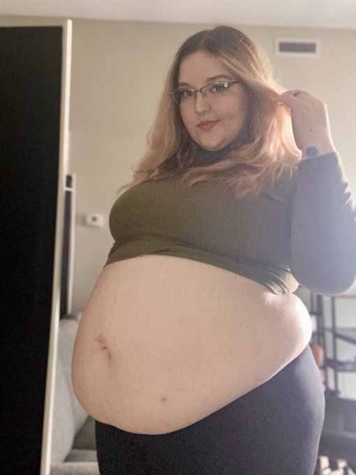 Laura Fatty’s pics and videos