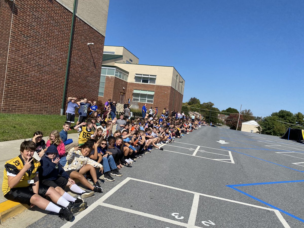 Chris Hynes tweet media