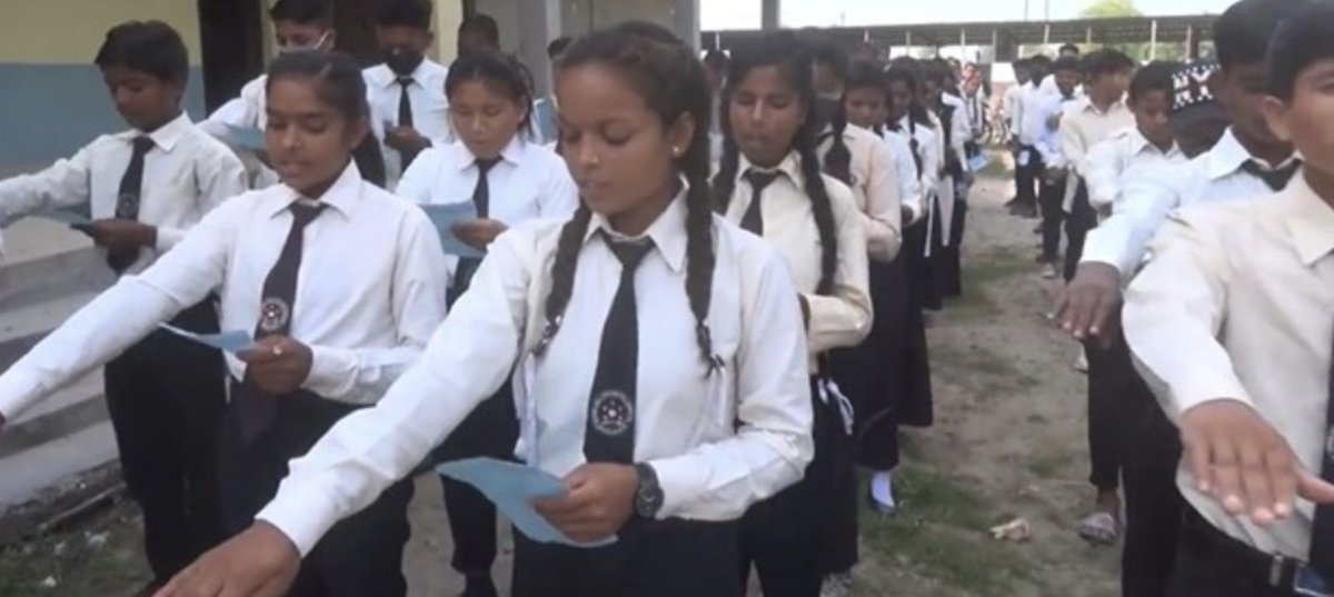 AcesWorld4All's tweet photo. Childhood should not be ended by a marriage. #GEDCMember Life Nepal helps protect children by empowering girls to chase their dreams by ending child marriage.
https://t.co/vL5c6YmL29
#GenderEqualityDataCollaborative #Data4Equality #D4E #GEDC
#Nepal #EndChildMarriage https://t.co/TU8VO6gwEV