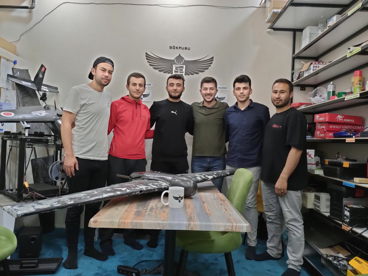 GÖKPUSU EKİBİ, VTOL insansız hava araçlarını irdelemek, geliştirmek ve yeni teknolojik birikimleri kullanarak özgün ürünler ortaya koymak için hedeflerine doğru her gün bir adım daha ilerlemektedir.

#gökpusutakımı #gökpusuakademi 
#tübitak #teknofest2023 #pamukkaleüniversitesi