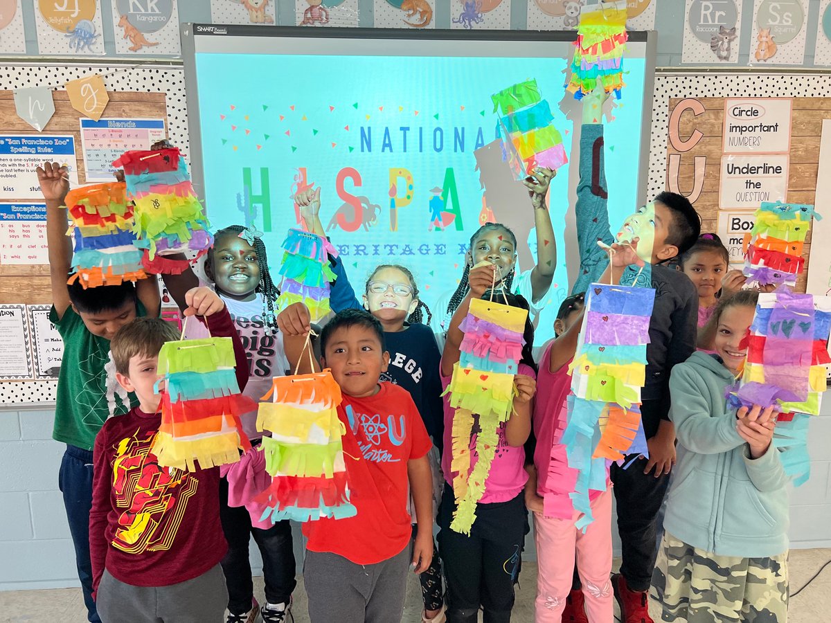 TieraJonesG2's tweet photo. My students had so much fun making their piñatas today 💚
@Scurlockbears 
#NationalHispanicHeritageMonth https://t.co/ll8gDNh4v9