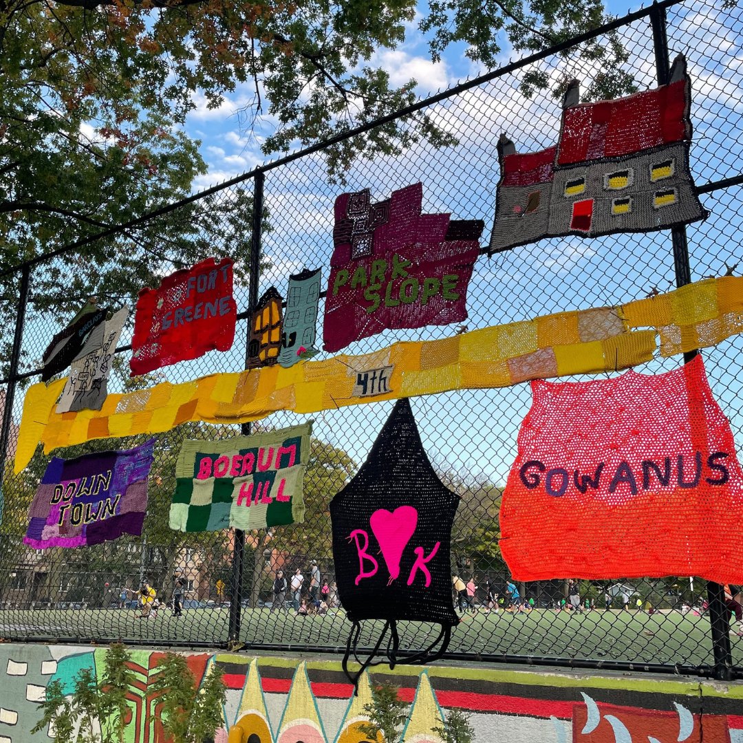 OSHBklyn's tweet photo. Today 10/8 is a big day for fiber arts at OSH!
Shop the @KingsCountyFest 10-5
See #Belonging in the Great Room 10-12
Experience the #TreeChuang in our front yard & the #YarnBomb on 4th Ave all day https://t.co/FBZjk59m9i