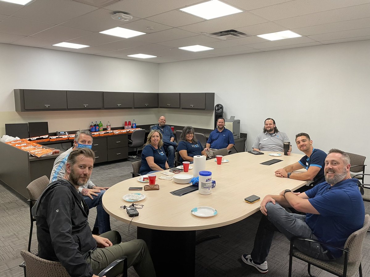 grywatch's tweet photo. Another wonderful visit in the books. Thank you for the visit @JeridMorgan @Stuff_stephsaid @accmgrLupe @israelmedinajr @Megan_NTX @dbustamante1210 @AlyssaManoli @NTXDavid @fifthnorth @LynetteMAguilar @Rainey_5335 @MattZeeNTX https://t.co/7OHCo0ml1C
