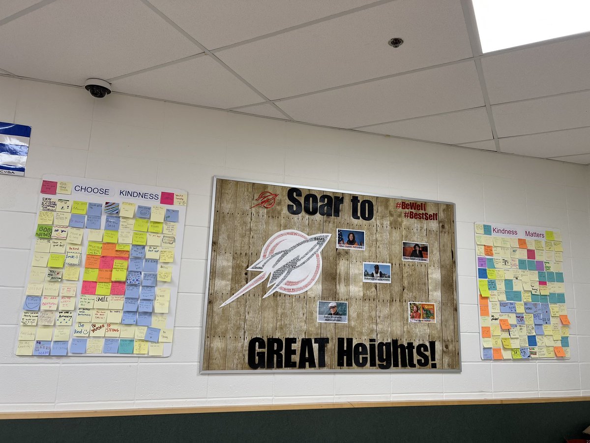RBMSCounselors's tweet photo. This week in honor of Week of Respect, students were encouraged to write a positive message on a post it during their homeroom to spread some positivity and share messages of acceptance for all to see! #WeekOfRespect #BestSelf #BeTheChange https://t.co/InO17bJKz8