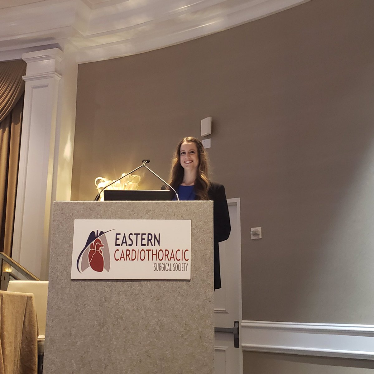 gLevyMD's tweet photo. So proud of @jgaff9711 presenting her video session @ECTSS_CTsurg #ECTSS2022 Way to represent @UTMBSurgery @UTMB_CTSurgery https://t.co/eYC4HbNyYe