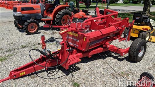 FarmsNews's tweet photo. 2017 Farm King BW200 🔻

NEW bale wrapper - listed by @RicerEquipment: https://t.co/BgdX5MzMgb

#USFarmer #FarmEquipment #FarmKing #BaleWrapper #AgTwitter #USAg #OhioAg https://t.co/NVR0TPKFqm